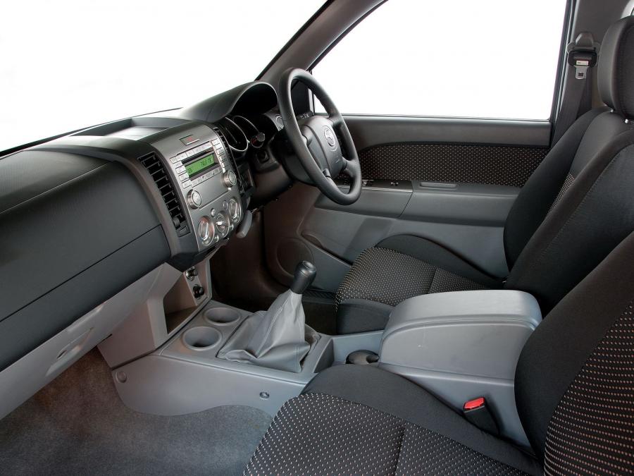  Mazda BT-50 Freestyle Cab 2006 года  (ZA) (фото 3 из 12)